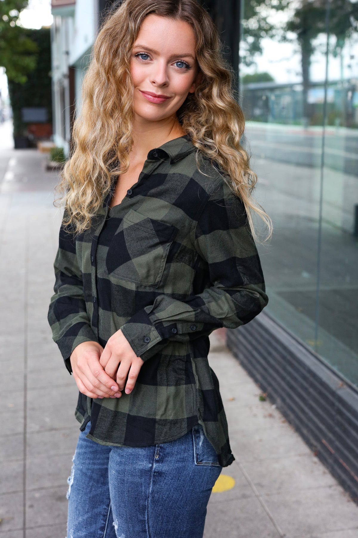 Casual Chic Army Green Plaid Button Down Long Sleeve Top